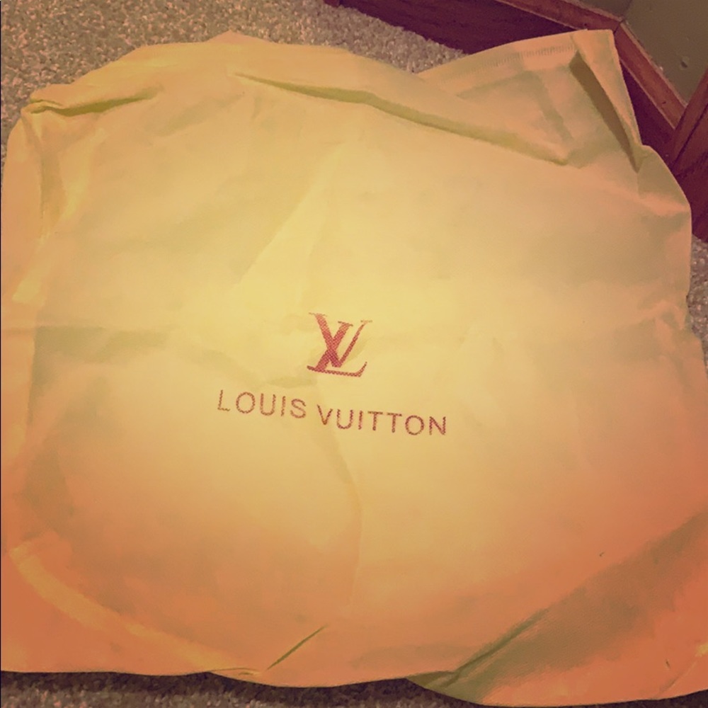 Large size dust bag